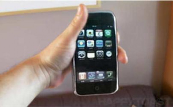 Iphone 4 : Faut il vous l'envelopper ?